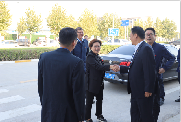鄭州二七區委組織部常務副部長王波一行 蒞臨我公司考察指導黨建工作