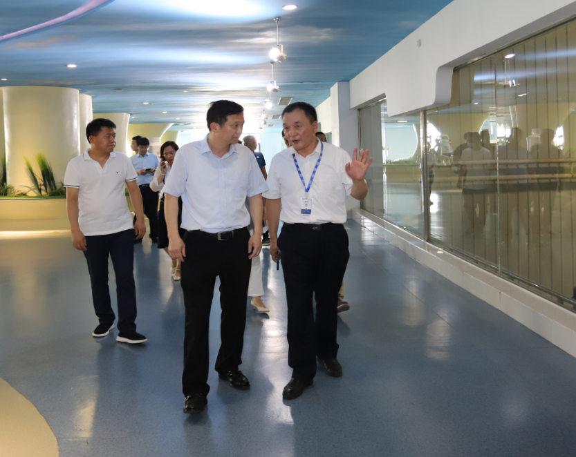 快訊|鄭州市二七區委副書記、區長虎榮鑫蒞臨河南花花牛乳業集團調研