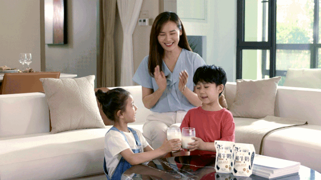 榮譽(yù) | 花花牛乳業(yè)集團(tuán)旗下七家子公司 獲評河南省“農(nóng)業(yè)產(chǎn)業(yè)化重點(diǎn)龍頭企業(yè)”