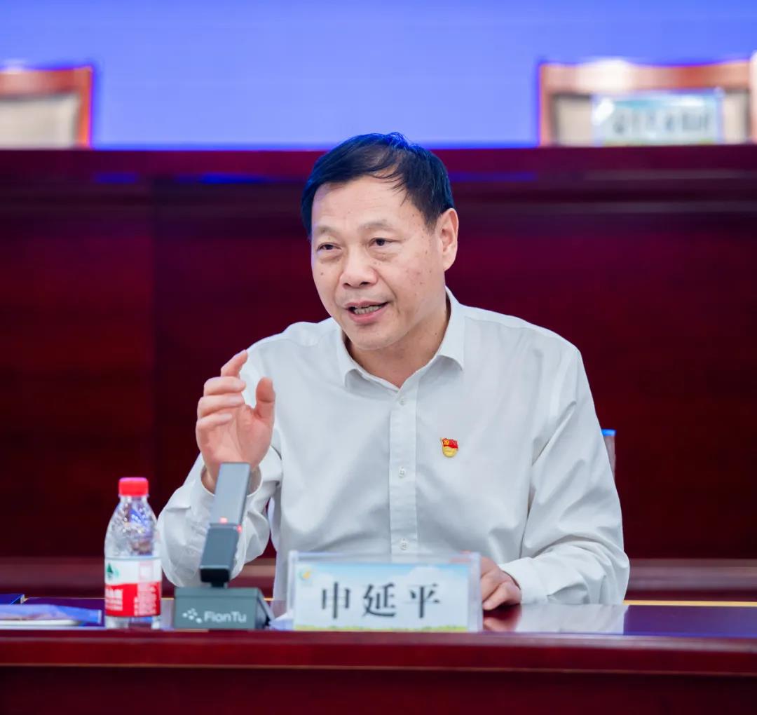 花花牛| 蘭考縣人民政府與蒙牛、花花牛達(dá)成戰(zhàn)略合作 助力河南奶業(yè)高質(zhì)量發(fā)展