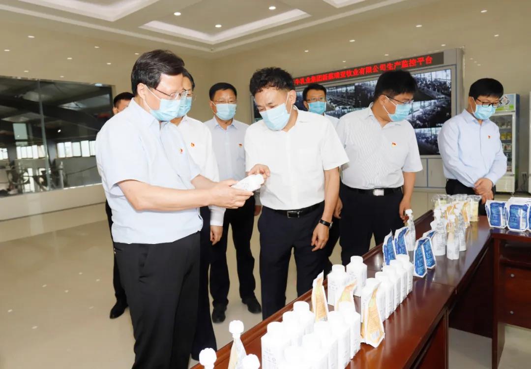 快訊 | 河南省委常委、省紀委書記、省監委主任任正曉蒞臨花花牛乳業集團新蔡瑞亞牧場調研